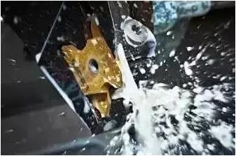 防止切削液發臭，還鋁合金壓鑄車間一個良好的環境